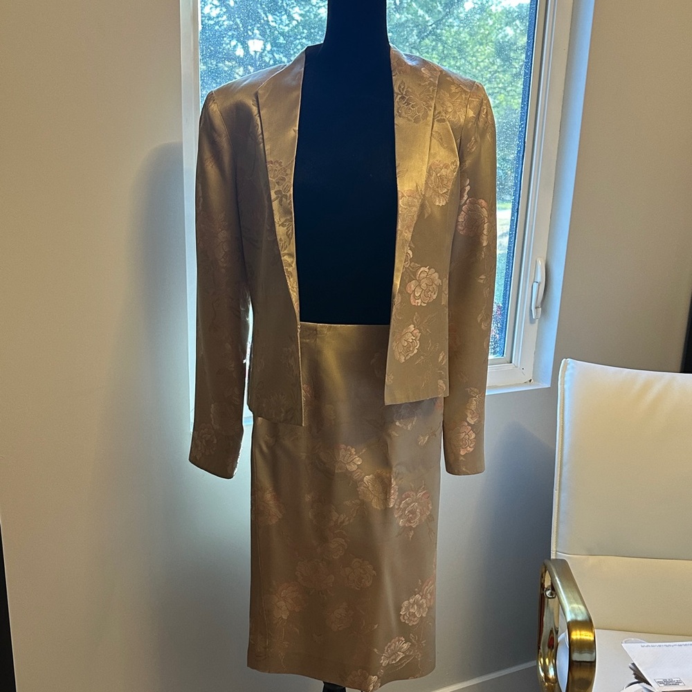 Luxurious Gold Floral Women's Blazer and Skirt Set